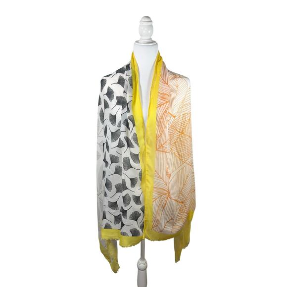 Pretty Persuasions Patchwork Floral Print Scarf - Picture 2 of 8